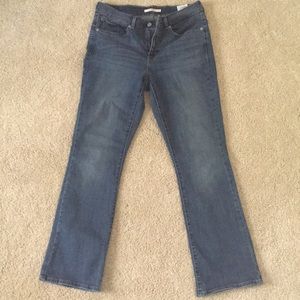 Levi’s women’s classic boot size 10